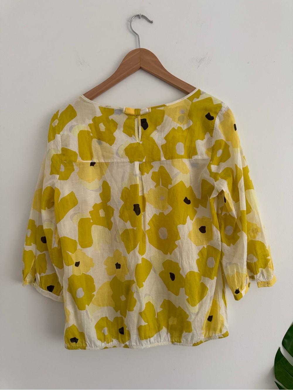 Yellow Floral Puff-Sleeve Blouse - Picture 1 of 7